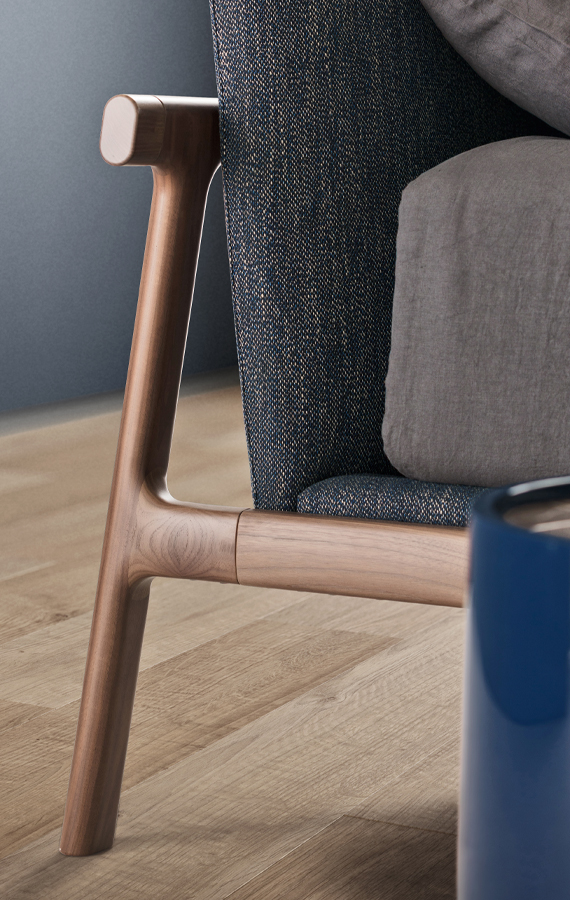 fushimi vince il good design award philippe tabet per pianca