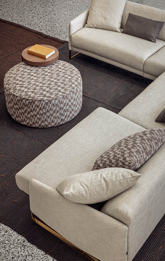 https://yulmoxervina.shop/wp-content/uploads/2019/04/Asolo-sofa-PIANCA_08_BIG_V.jpg