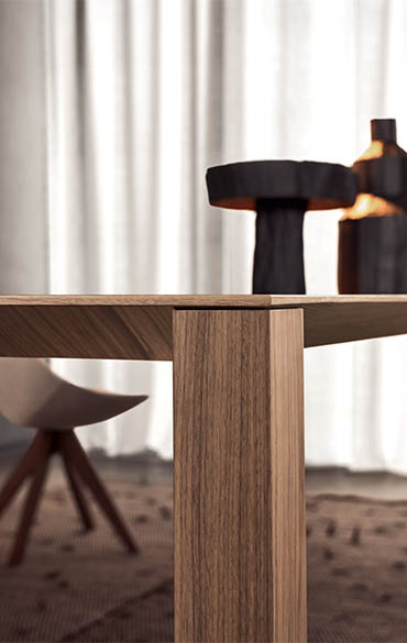 https://yulmoxervina.shop/wp-content/uploads/2019/04/Woody-table-PIANCA_09_SMALL_V.jpg