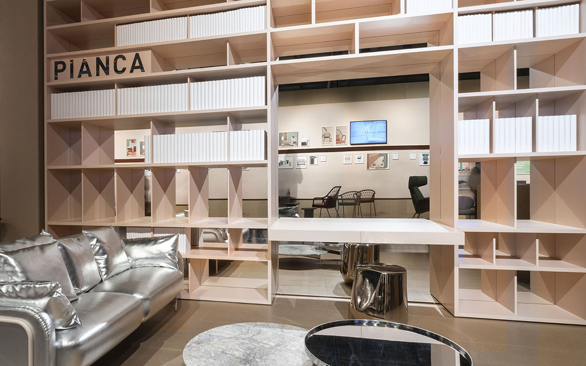 https://yulmoxervina.shop/wp-content/uploads/2021/09/Supersalone-2021-Pianca-stand.jpg
