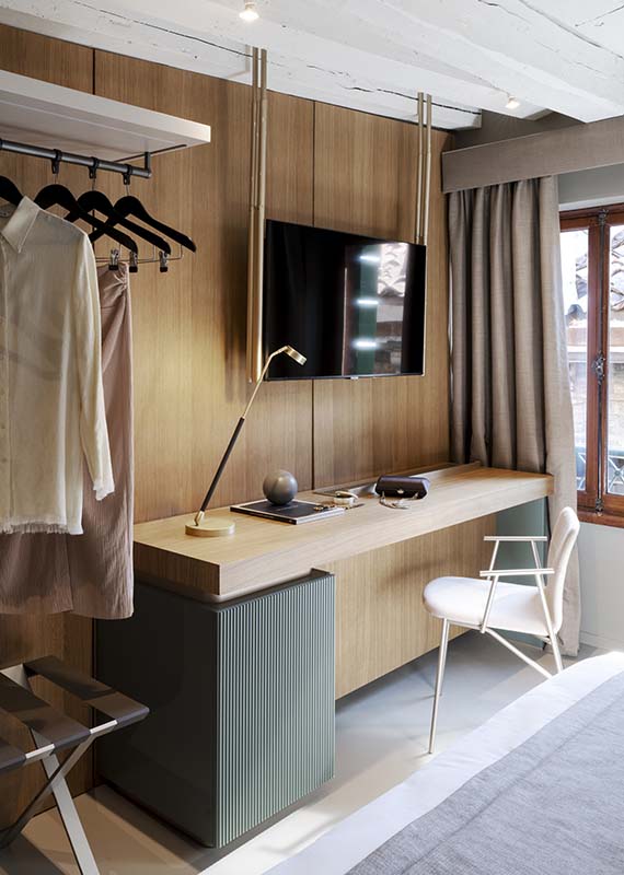 https://yulmoxervina.shop/wp-content/uploads/2021/11/Palazzo-Piancahome02.jpg