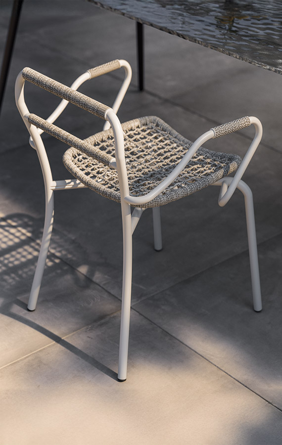 MAESTRALE_sedute_outdoor_01b_BIG_V https://yulmoxervina.shop/wp-content/uploads/2024/05/MAESTRALE_sedute_outdoor_01b_BIG_V-1.jpg